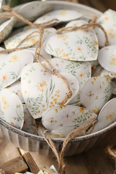 Herz mit Blumen "weiß-gelb" zum Hängen im 3er Set (7cm)
