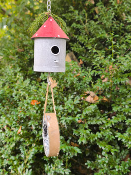 *Neu* Futterstation "Vogelhaus" - rund - Grau