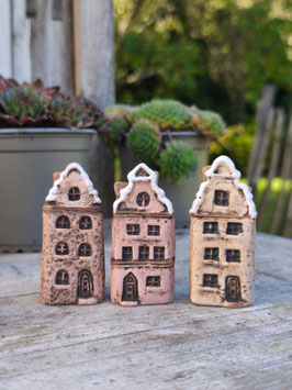 *Neu* Haus "Altbau" in Altrosa/Beige im 3er Set - klein (7 cm)