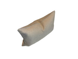 JACK SAND WITH IVORY PIPING