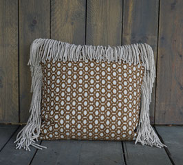 ODILE WITH FRINGES ALMOND 20cm