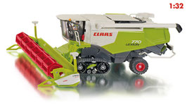 4258 Claas Lexion on tracks 1/32