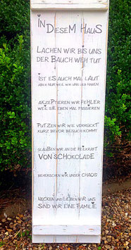 Holzschild wetterbeständig In diesem Haus