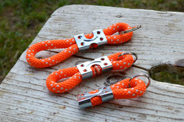 Schlüsselanhänger in leuchtendem Orange | Ropes Upcycled