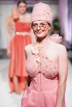 Think Pink Now - FELIZITAS