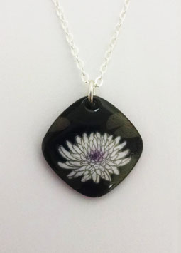 Small Cushion Shaped Pendant in Waterlily