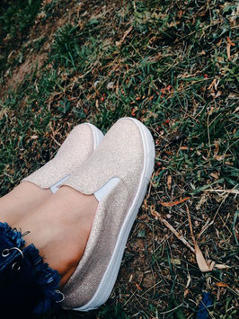 TENIS VANS BRILLOS ORO
