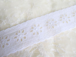 1 mètre de broderie anglaise blanche - 40 mm - D100