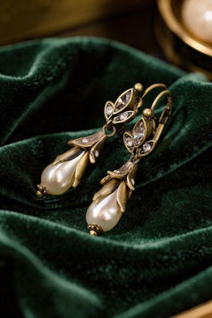 Vintage Stil Ohrringe - Golden/Strass/Perlen