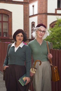 Emmy Design - "Der skandinavische Sommercardigan" - Salbeigrün