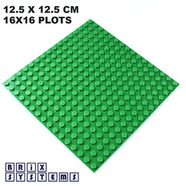 COMBATS SUR TERRE: Plaque base 12.5 x 12.5 cm vert