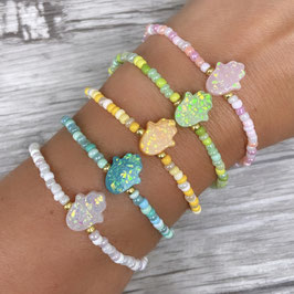 1  Armband,  Rocailles, bunte Fatimahand