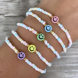 1 Mini-Armband, pastell, bunter Smiley