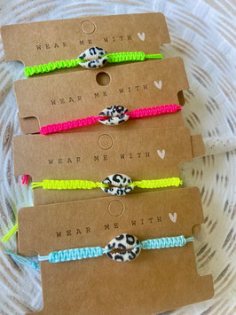 Makramee-Armband, Neon, Leo (schwarz-weiß)
