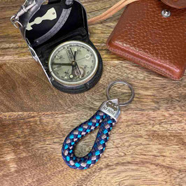 Schlüsselanhänger mit Wohnmobil Gravur und Schriftzug "Auf Achse", Segelseil blau, türkis, beige