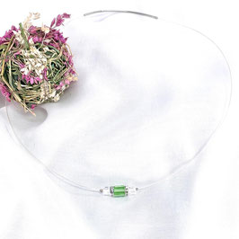 Halsreif Edelstahl handgefertigt mit drei Glaswürfeln in grün und kristall klar