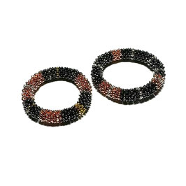 Ring elastisch aus schwarzen, goldenen, rosegoldenen und silbernen Rondellen