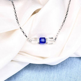 Halskette Edelstahl mit Glaswürfel Schmuckteil dunkelblau und kristallklar