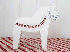 Dala-Pferd "Mikka" -  im skandinavischen Landhausstil