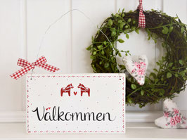 Holzschild  "Elvin" -  "Välkommen" , weiß, mit kleinen Dalarna-Pferdchen, im schwedischen Landhausstil