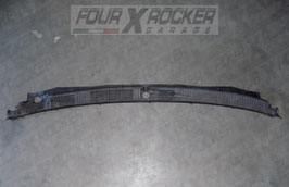 Gocciolatoio griglia sotto parabrezza MR416416 Mitsubishi Pajero V60 (3' serie)