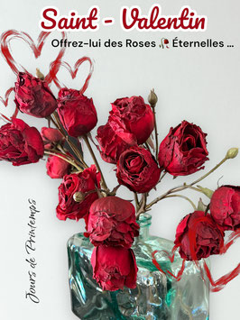 La tige de 3 Boutons de rose Imitation Fleur séchée