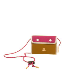 Wallet medal brass