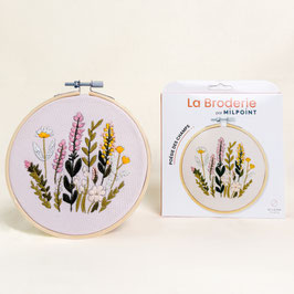 Stickset mit Stickrahmen "Blumenwiese"