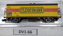 wagon couvert " FLEISCHMANN " occasion  1 attelage a revoir N 1/160    Réf         FLEISCHMANN    DV01-66