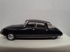 limousine DS 23 PALLAS bleu oriental métallisé intérieur noir de 1973 HO 1/87 réf: 157082 NOREV