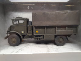 camion Chevrolet bâche armée HO 1/87 REE Réf: AB-022  REE