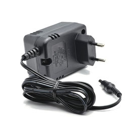 alimentation 220  V vers 15 V AC 400 ma Réf: 10723  ROCO