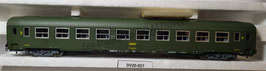 voiture  UIC 2 em  cl   verte occasion  HO 1/87    Réf: 44603   ROCO   DV20-57