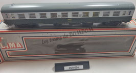 Voiture UIC Bi Color 2eme Classe occasion état neuf   HO 1/87   réf :309191   DV8-24