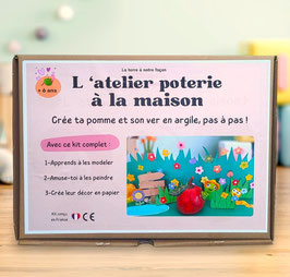 L' ATELIER POTERIE A LA MAISON "LA POMME ET SON VER "