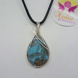larimar cabochon brut/poli, pendentif monté sur fil de cuivre plaqué argent 1 micron
