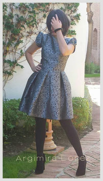 Falda azul y rosa palo