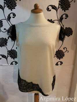 Camisetas con mangas de encaje negro