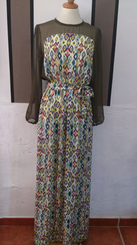 Vestido en charmeuse estampado con transparencias en mangas y espalda