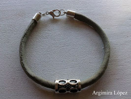 Pulsera de seda salvaje