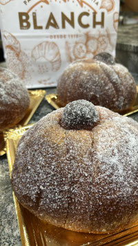 PB. PAN DE MUERTO MEXICANO GRANDE (300 GR)