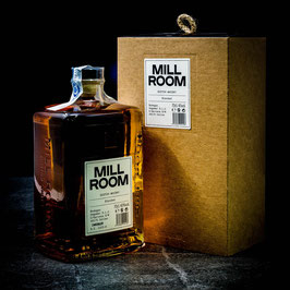 EP. Whisky Mill Room