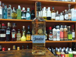 EP. TEQUILA REPOSADO "EL JIMADOR"