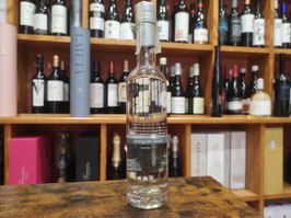 EP. VERMUT AGUARDIENTE DE UVA (700 ML) "BODEGAS Y VIÑEDOS VERUM"