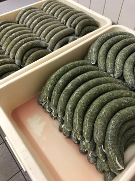 Bio Schweinsbratwurst mit Bärlauch