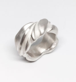 Wave Ring