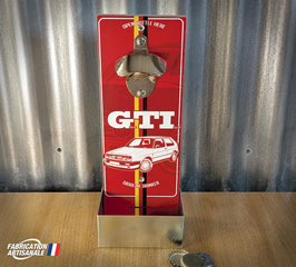 Décapsuleur mural VW Golf GTI série 2 "gasoline drinker"