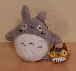 Totoro mit Buskatze Anhänger