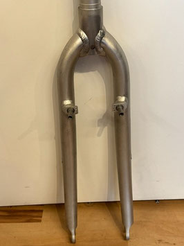 28" Aluminiumgabel Unlackiert / Roh 250mm 1 1/8" A-Head Gabelschaftrohr NEU!