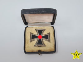 Eisernes Kreuz 1. Klasse im Etui Hersteller " 65 "